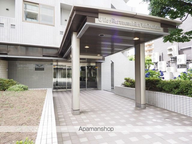 クリオ円山公園壱番館の玄関写真