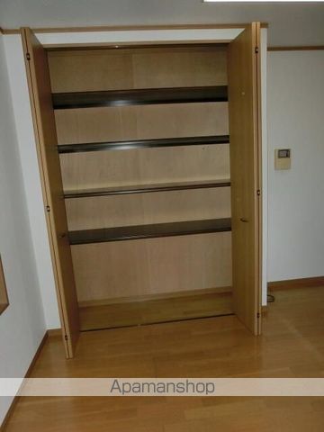 厚木市棚沢貸家の内装写真