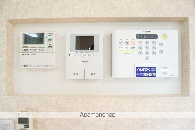 AVANZARの内装写真