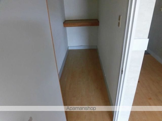 ナイスビルドIIの内装写真