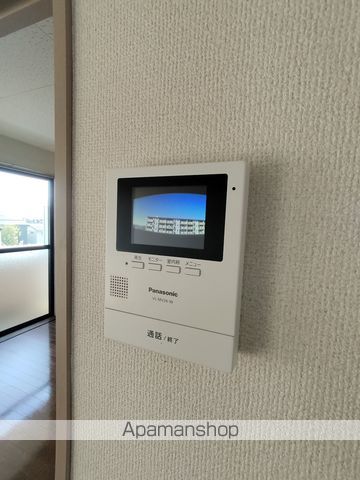 メゾンながつじA棟の内装写真