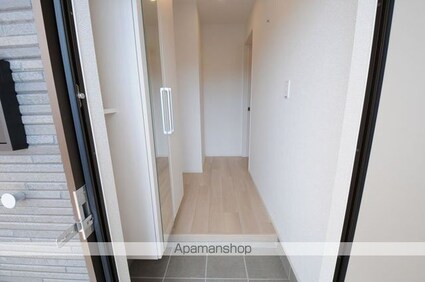 フォレスターナ　ココＡ[1LDK/50.01m2]の玄関