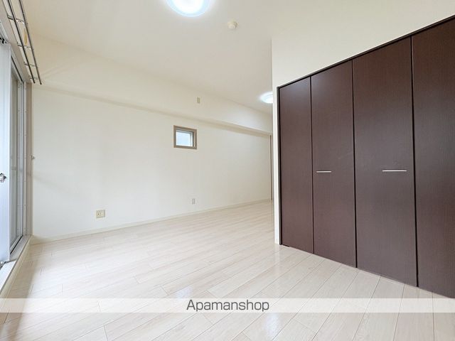 アーバンフラッツ榴ヶ岡の内装写真