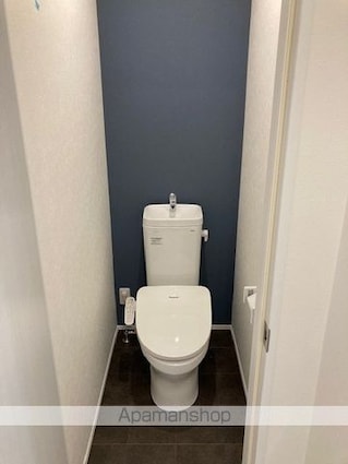 Ｌｙｋ都町Ａ棟[1LDK/32.3m2]のトイレ