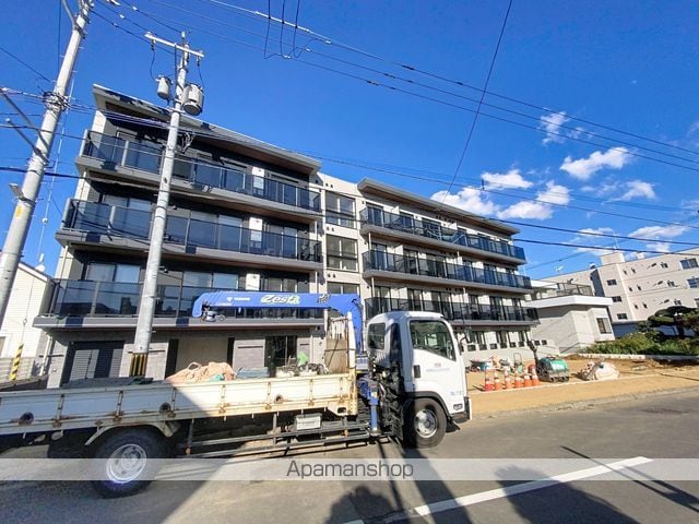 ALIVIS宮の森の外観写真
