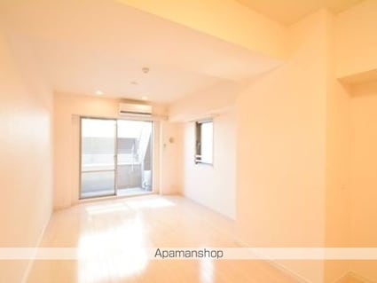 ＫＤＸレジデンス半蔵門[1R/36.66m2]のリビング・居間1