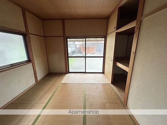 予讃線 伊予西条駅 徒歩22分 1階建 築34年の内装写真