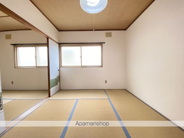 ロピアナカムラの内装写真