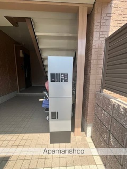 和歌山県和歌山市井辺[2LDK/52.6m2]の共用部