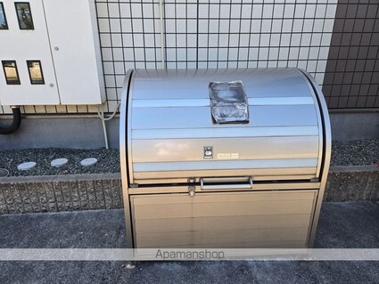 サニーハイムｍｉｎｏｍｉ[1LDK/45.61m2]の共用部1