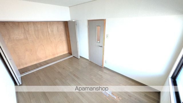 ラーバンハイツの内装写真