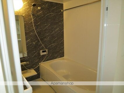 アーバンクレスト渚[1LDK/52.13m2]のバス