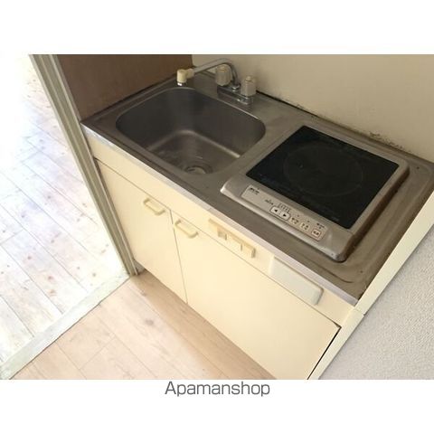 キャピタル上前津の内装写真