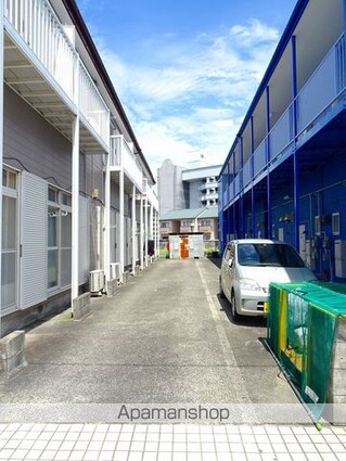 プリンスコート苦竹Ｂ[1K/22m2]の駐車場