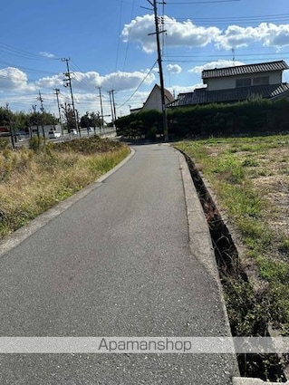 Ｖｉｌｌａ　ｃａｍｅｌｉａ[2LDK/56.29m2]の周辺2