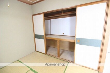 メゾン丸恵[3LDK/62.95m2]の収納