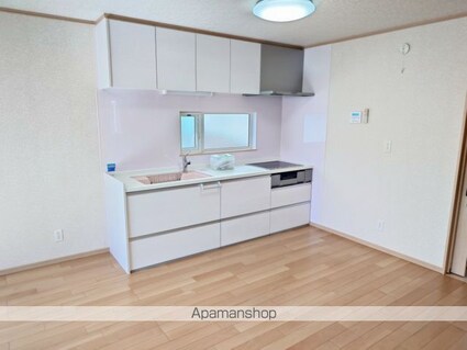 サンルーム長者[4SLDK/105.98m2]のキッチン