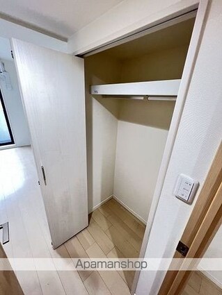 ウェルスクエアイズム世田谷用賀[1K/22.51m2]の収納