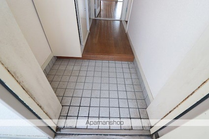 東京都羽村市緑ヶ丘１丁目[3DK/52.65m2]の玄関