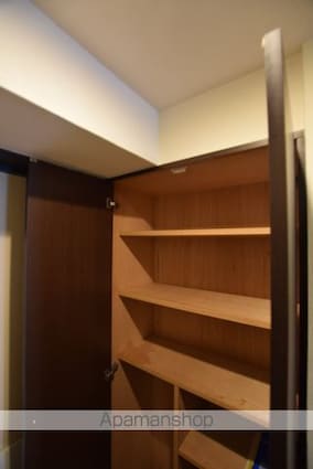 リバーシティ上杉[1K/26.65m2]の玄関