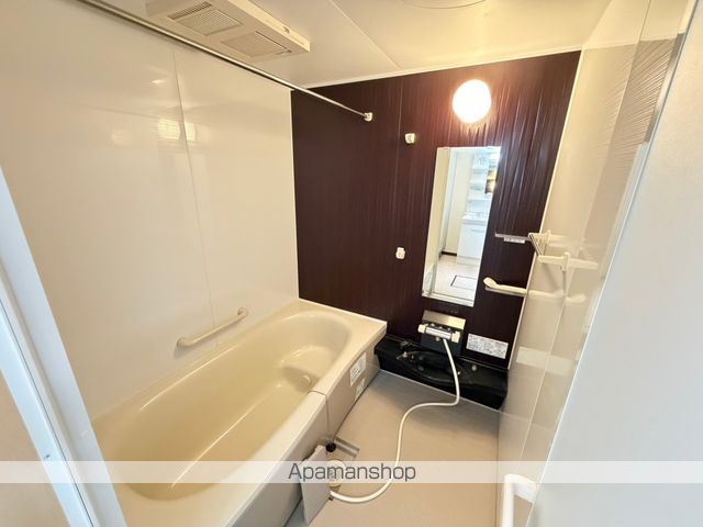 帯広市 3階建 築10年の内装写真