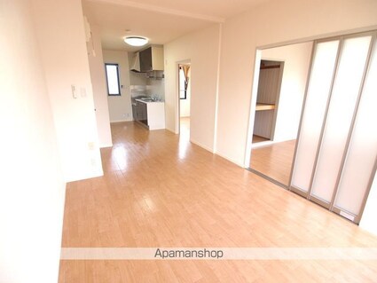 フレグランスたけくら　Ｃ棟[2LDK/50.54m2]のリビング・居間