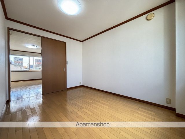 ブリュンヒルトの内装写真
