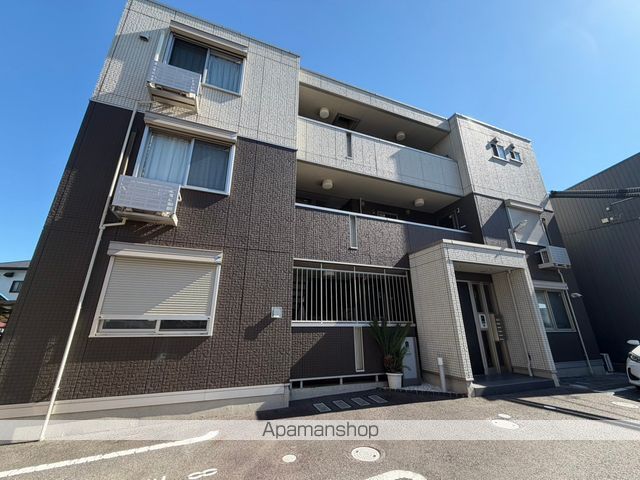 マノワールの外観写真