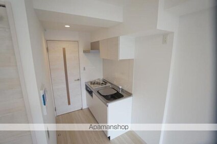 愛媛県松山市緑町１丁目[1K/24.36m2]のキッチン