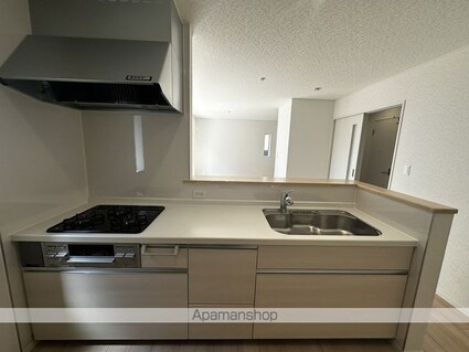 大槻町貸家（仁池向）[4LDK/175.06m2]の内装4