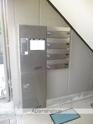 サンリッチ新橋[3K/60.18m2]の共用部1