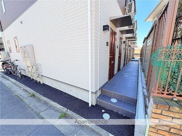 CASA LUCEIの玄関写真