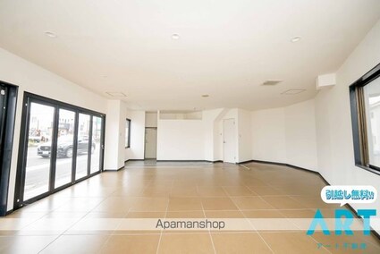 タカラビル[1R/67.68m2]の内装2