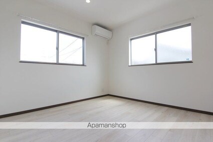 ＢＥＬＧＲＡＶＩＡ　ＩＳＨＩＩ　Ｂ棟[2DK/44.76m2]の内装