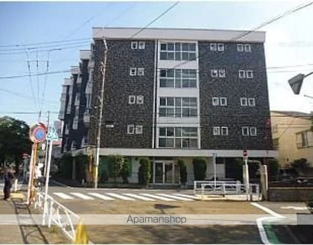 ニュー小山マンションの外観写真