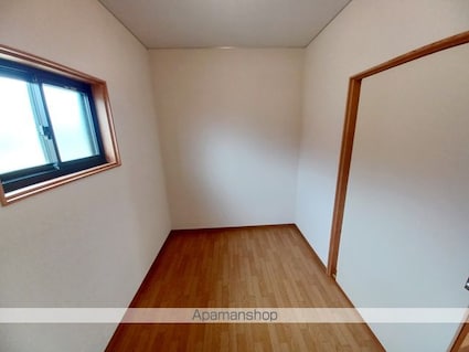長野県安曇野市三郷明盛[4LDK/110m2]の内装1