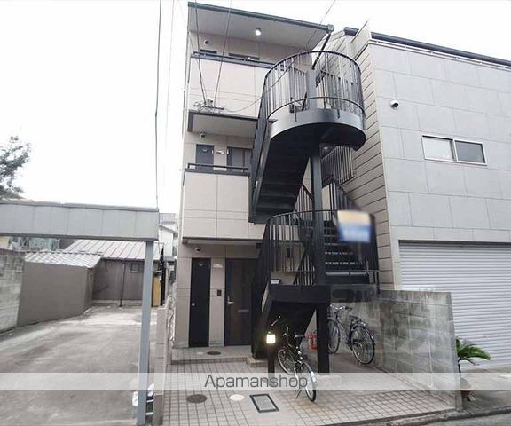 鴨東橋本マンションの外観写真