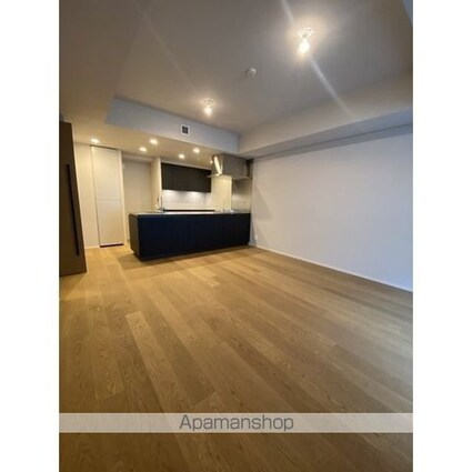 ザ・パークハウス千代田六番町[3LDK/84.2m2]の内装4