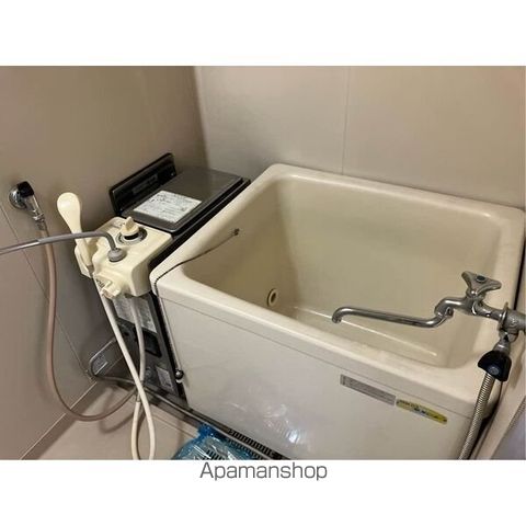 アルス極楽B棟の内装写真