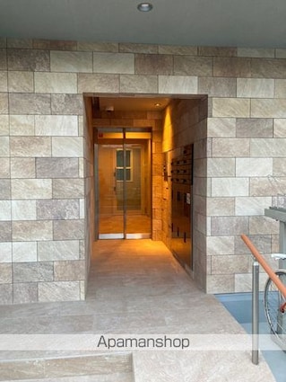 カルム代々木[1DK/30.89m2]のエントランス