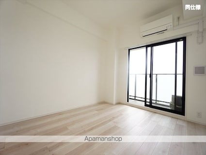 Ｓ－ＲＥＳＩＤＥＮＣＥ庄内通駅前ｃｕｒｅｒｅ（クラーレ）[1K/25.23m2]のリビング・居間