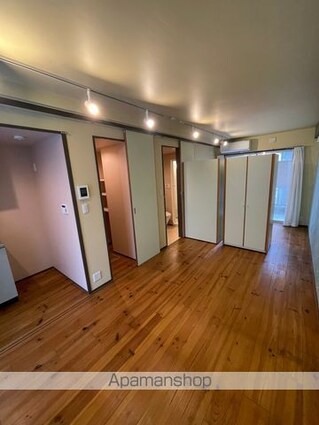 ７ｔｈ　ＡＬＬＥＹ[1K/28.05m2]の内装3