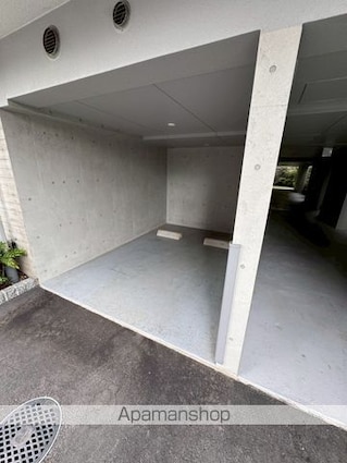 ルミーク本町イースト[1DK/25.44m2]の配置図