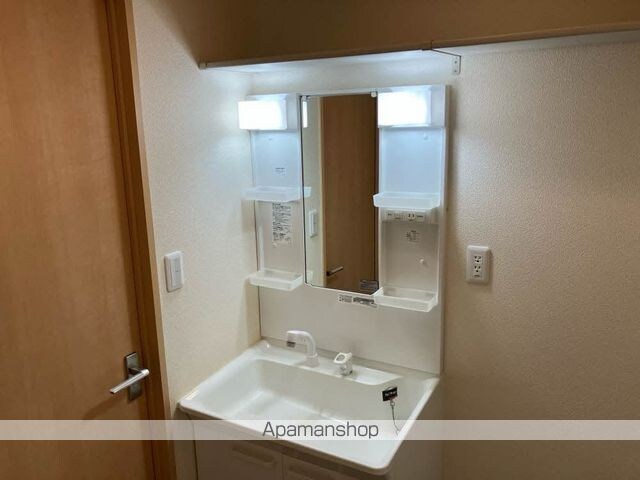和歌山県和歌山市湊[2LDK/68.84m2]の洗面所