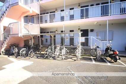 グリーンハイムヴィラながい[1R/20.16m2]の共用部1