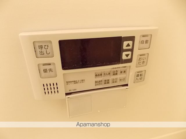 ENCOURAGERの内装写真