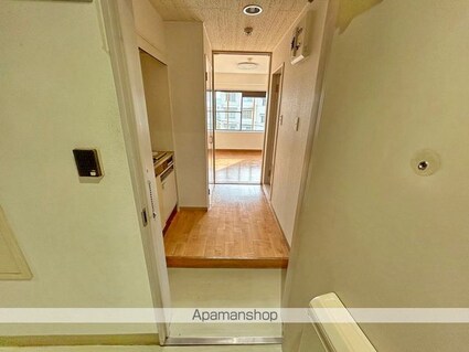 マンシオーネ・アサール[1K/17m2]の玄関