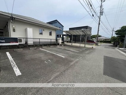 パルモ　Ａ棟[2K/43.75m2]の駐車場