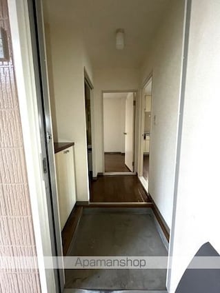 パークハイムゆりのきＢ[3DK/59.95m2]の玄関