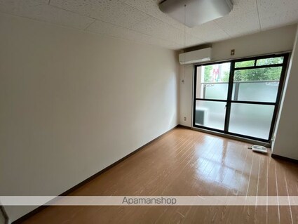 滋賀県草津市野路東４丁目[1K/20.7m2]のリビング・居間